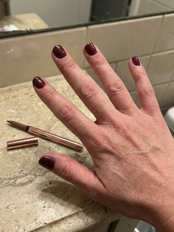 Con Gelia: uñas de gel limpias en casa