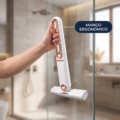 Mini Mopa Absorber con mango ergonomico limpiando cristal